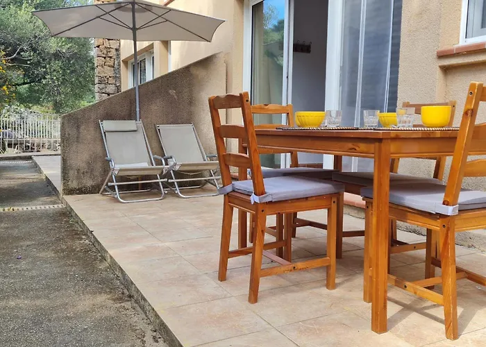 Apartment Agreable F2 Avec Clim & Wifi Dans Piscine A Pied